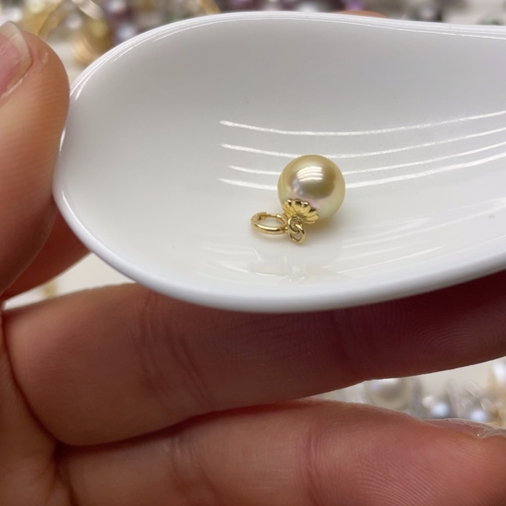 海水珍珠吊坠(不含链)18K金镶嵌