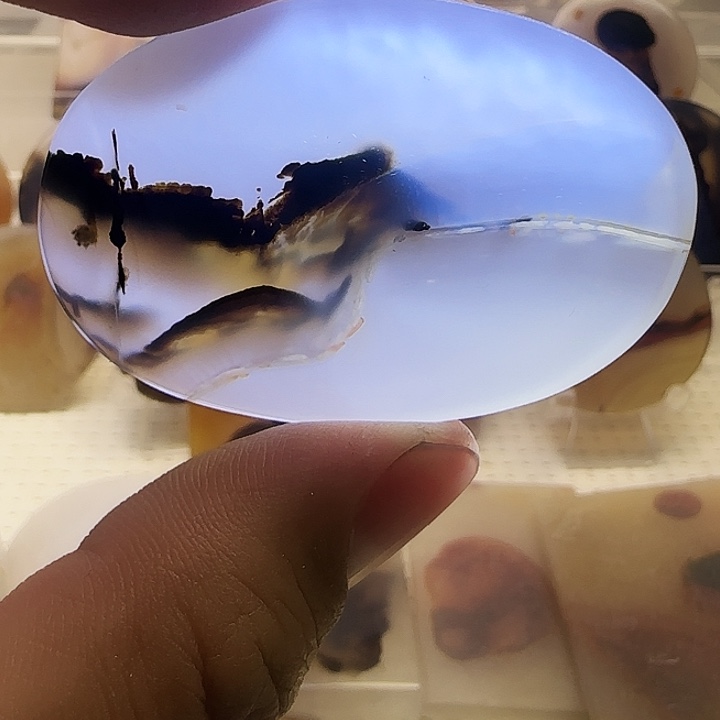 玛瑙/玉髓未镶嵌珠宝奇石