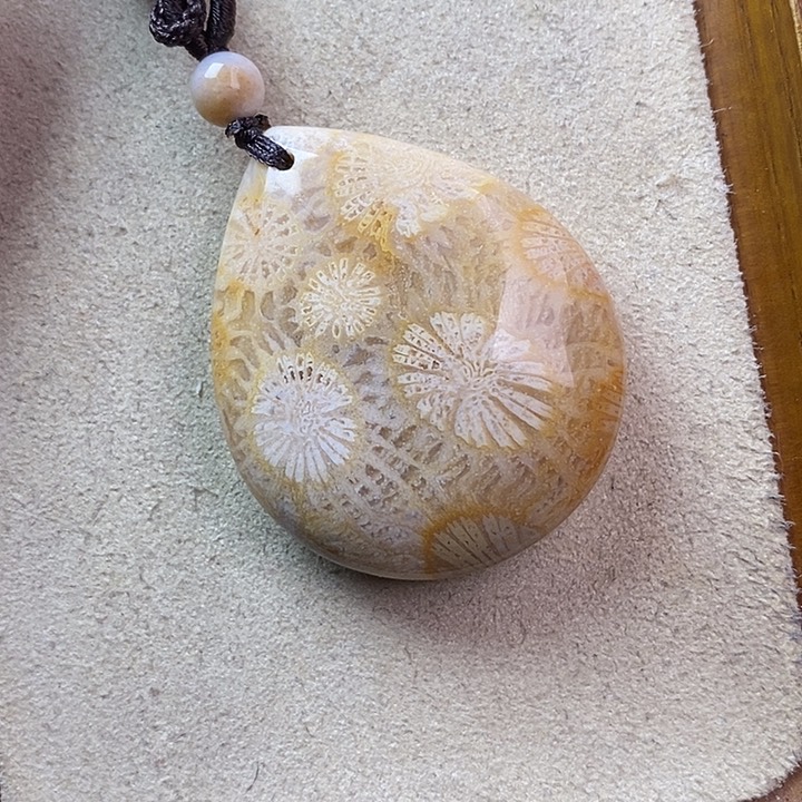 硅化玉吊坠(不含链)未镶嵌