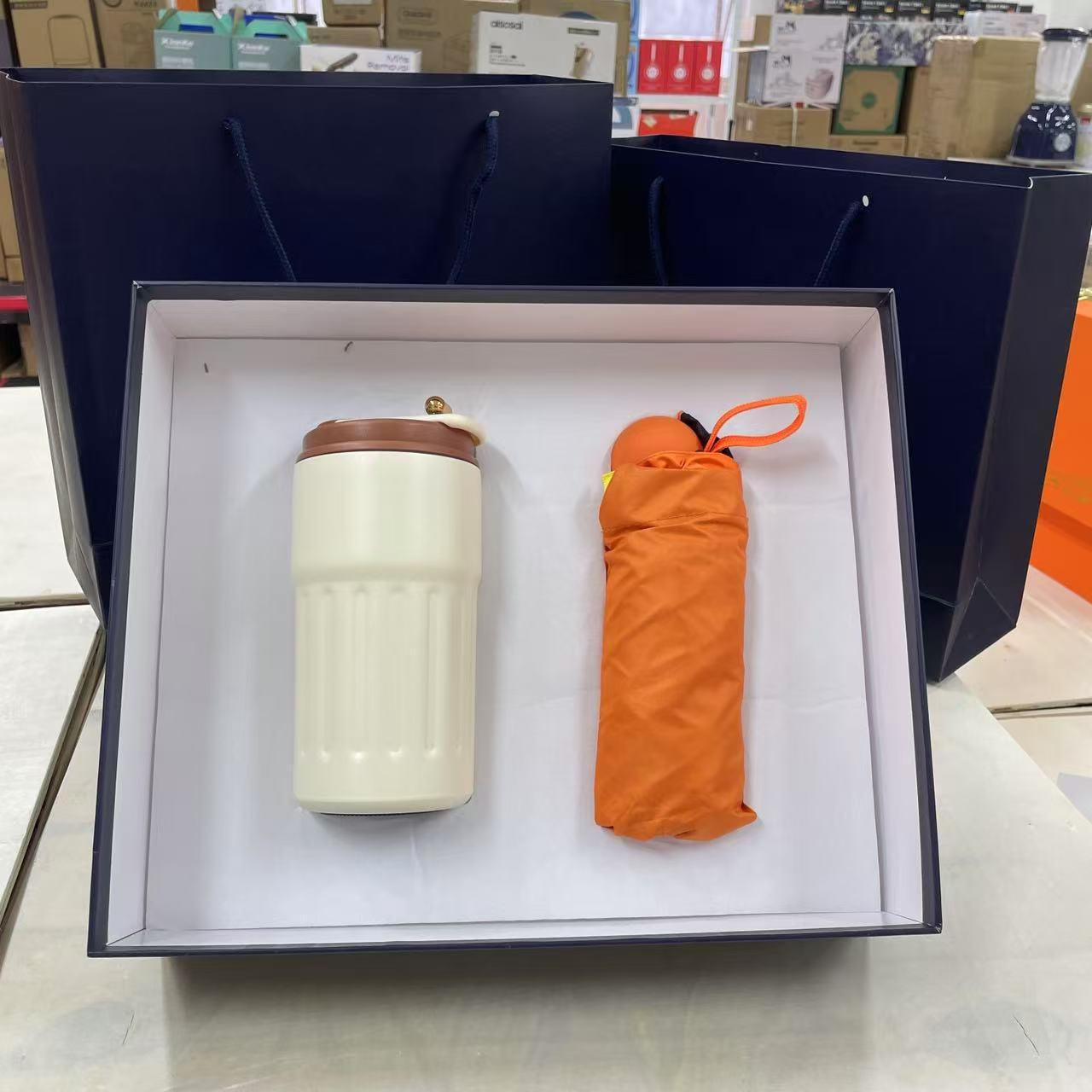 粉丝福利专属水杯雨伞户外旅行