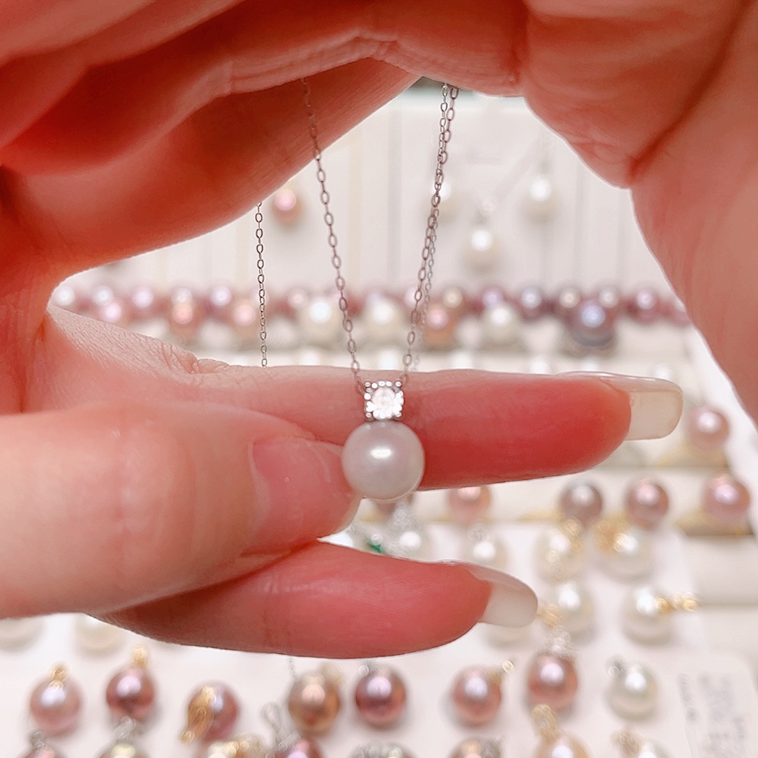 淡水珍珠吊坠(赠链)合金