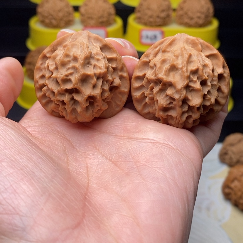 【闪购商品】文玩核桃吊坠龙鳞