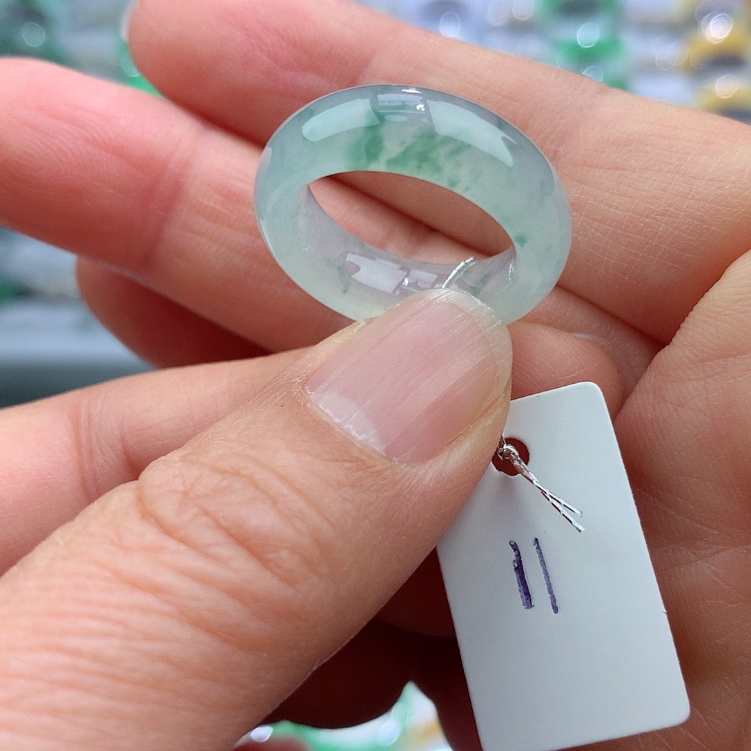 翡翠戒指未镶嵌11号