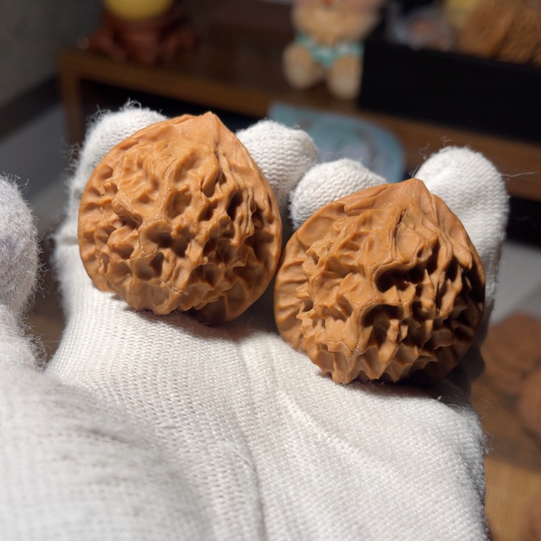 文玩核桃把件39 龙鳞有虚黄，不退不换