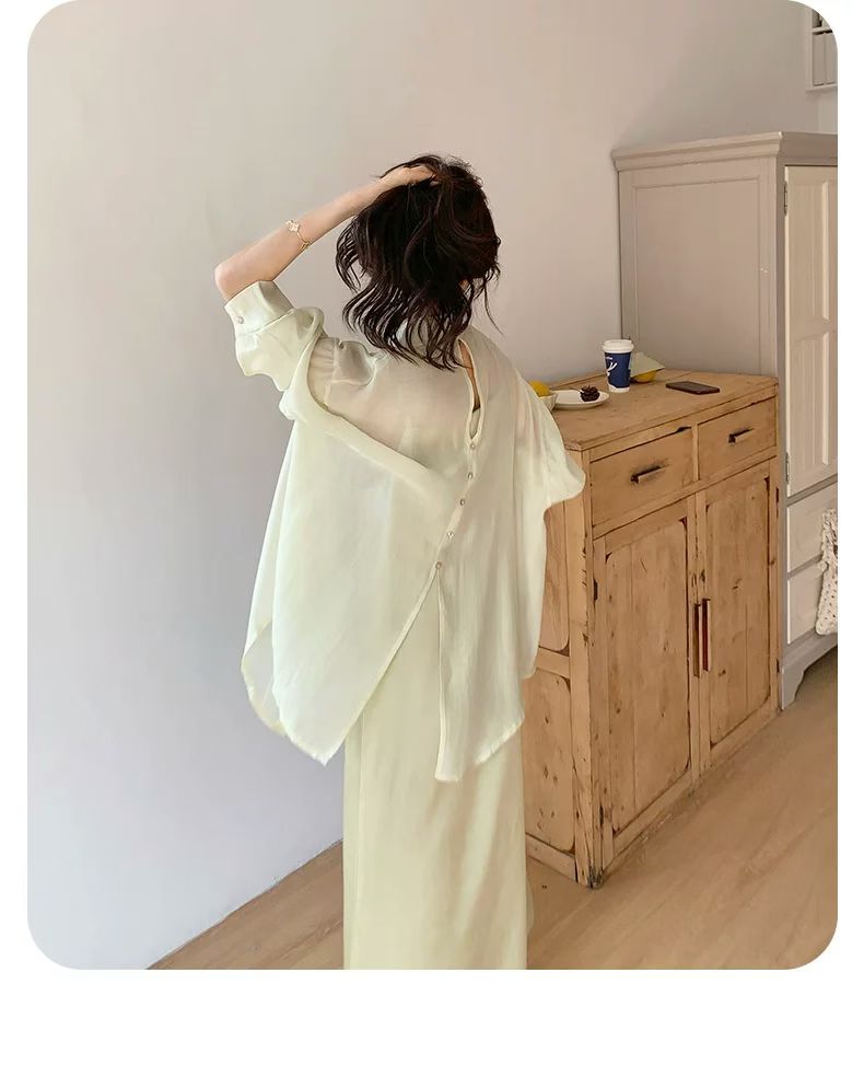 浅绿色减龄衬衫吊带裙套装显瘦气质休闲裙装