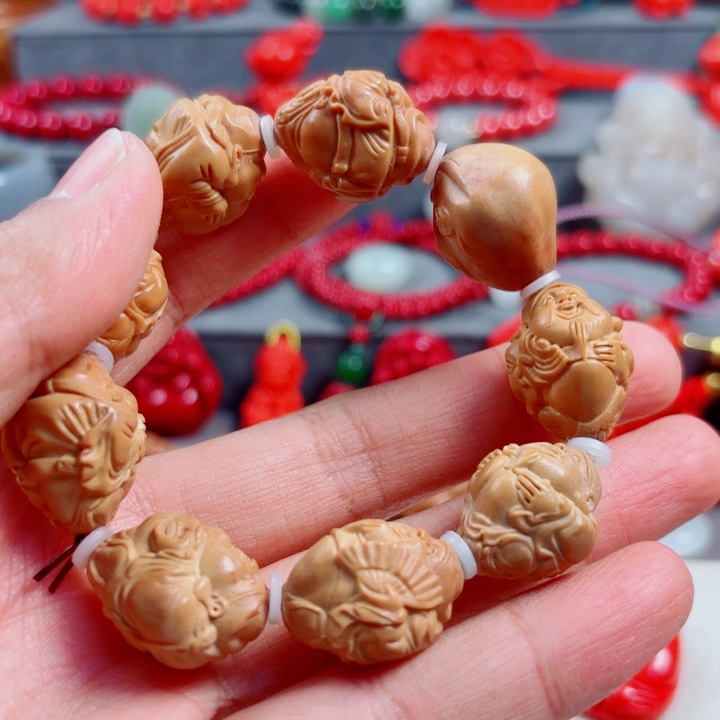 橄榄核吊坠多样性