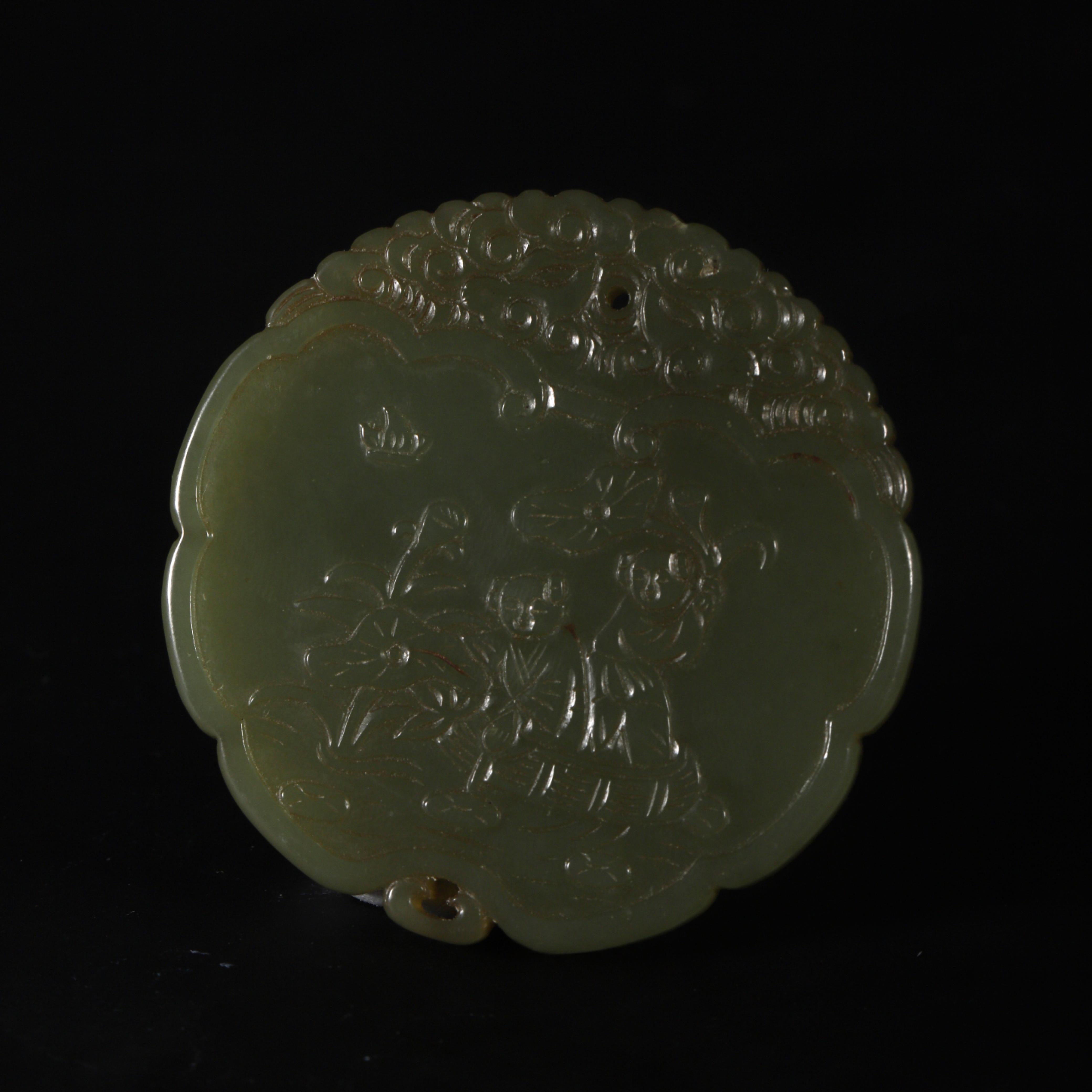 Lot23 清代和田玉人物诗文佩