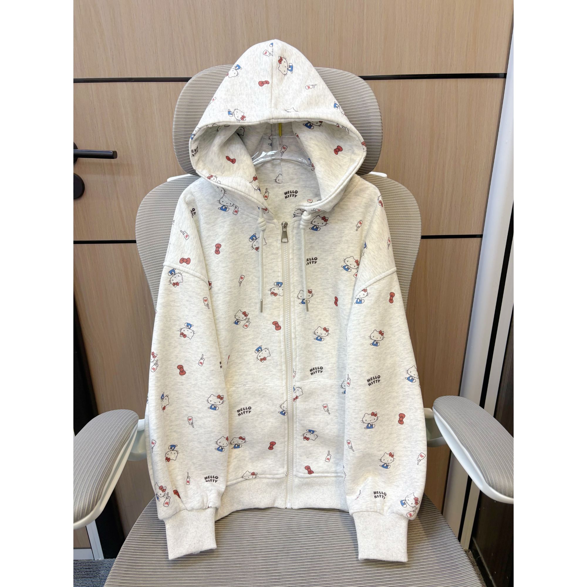 【现货】2025秋潮流卡通凯蒂猫咪连帽女童外套 D762 762 B