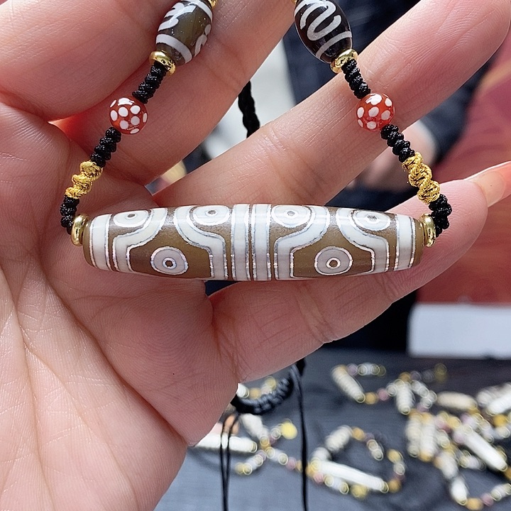 玛瑙/玉髓颈饰合金