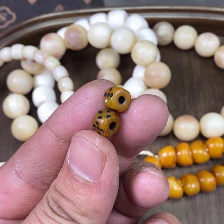 虎***腾手串/手链驼骨编号244发一包