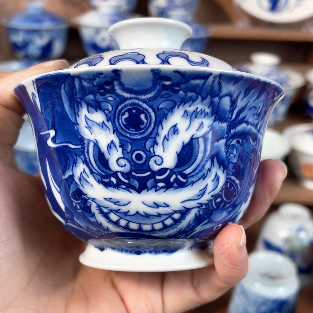 泥藝瓷梦醒狮盖碗