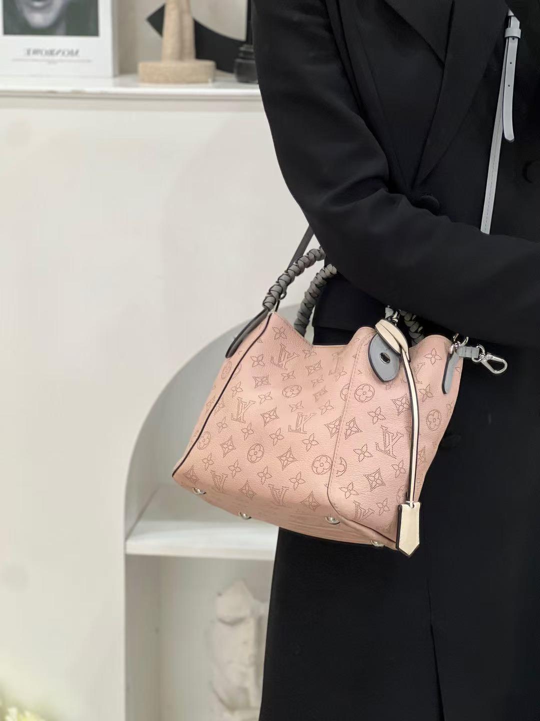 99新 LouisVuitton/路易威登 LV  hina粉色月光女神包/优品