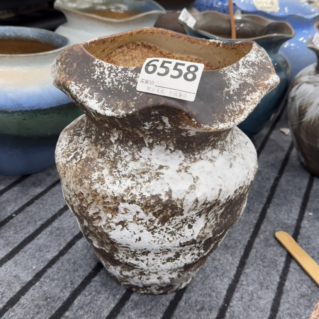 N***e摆件景德镇高温花瓶编码6558高36口17默认无孔