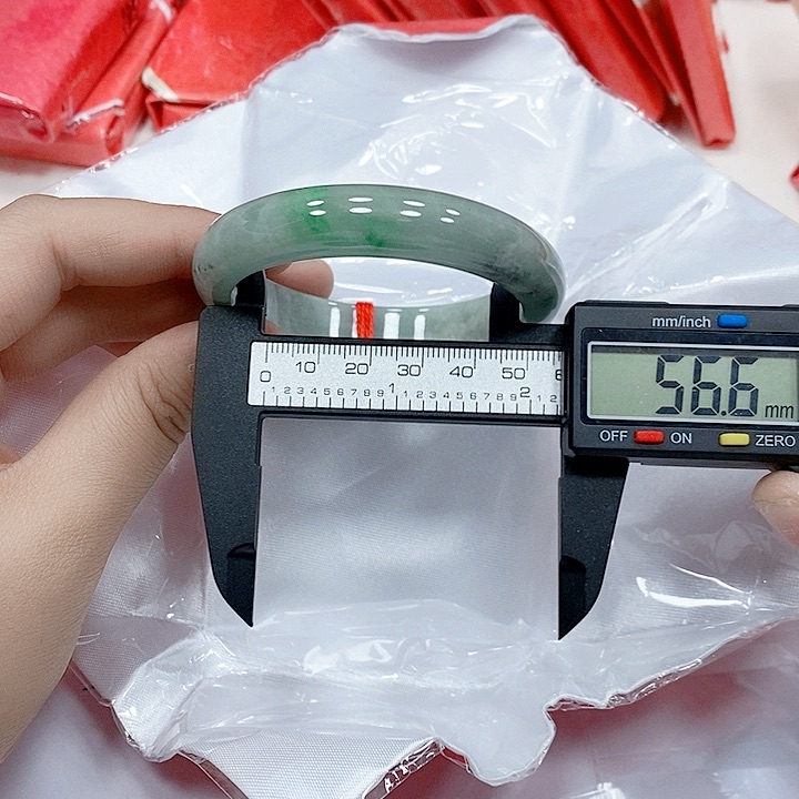 翡翠手镯未镶嵌145            