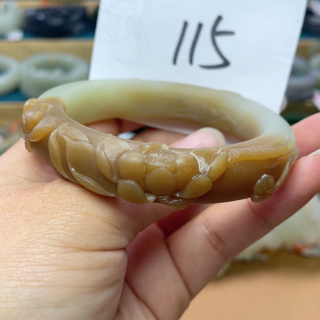 未镶嵌手镯和田玉圈口56