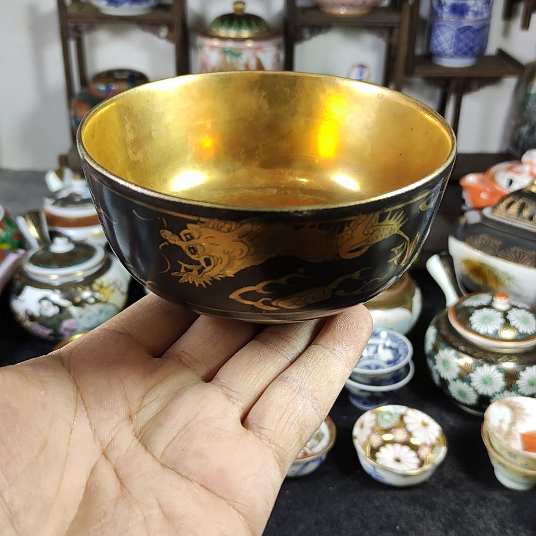 杯30包邮，偏远地区不包邮，中古品不保全新。