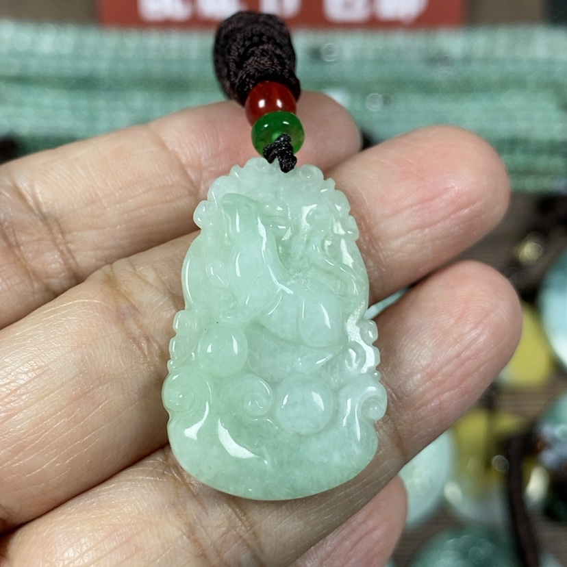 【闪购商品】翡翠颈饰未镶嵌果*妈玉吊坠翡翠玉鼠