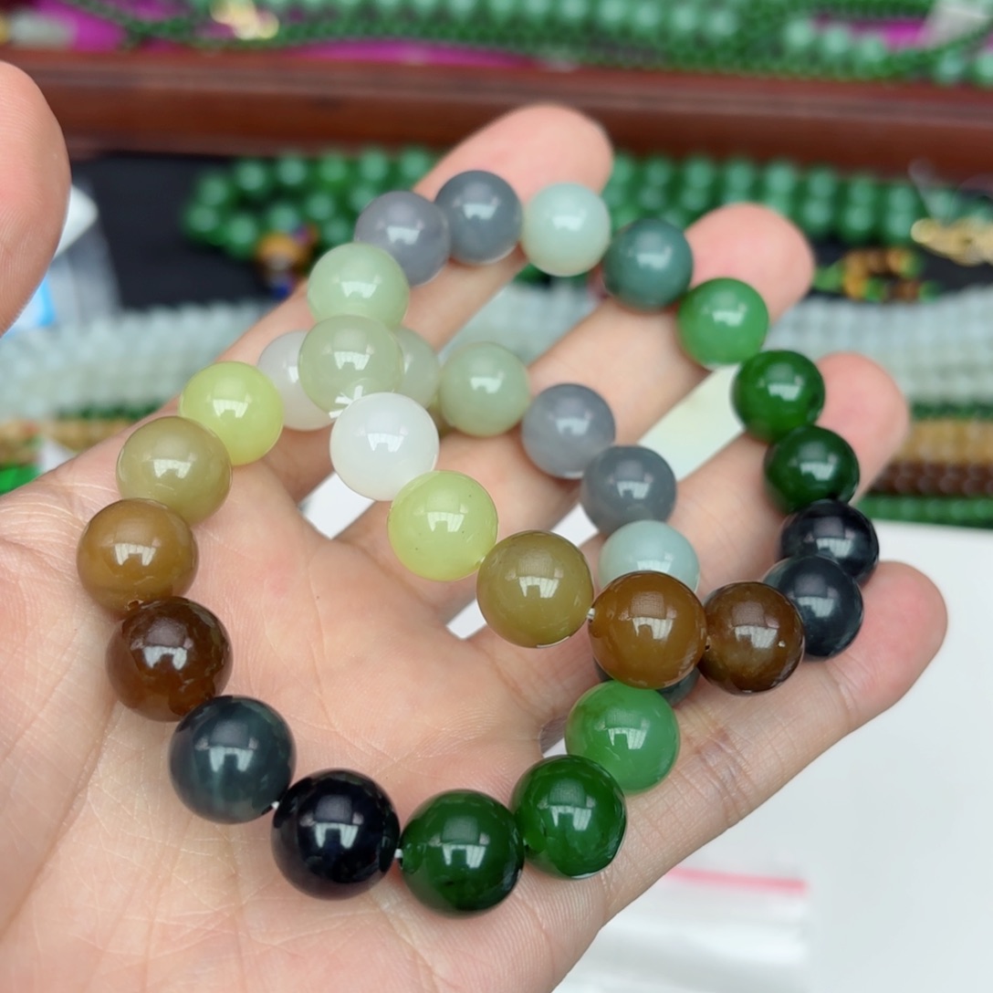 和田玉手链拍一发一多样性未镶嵌