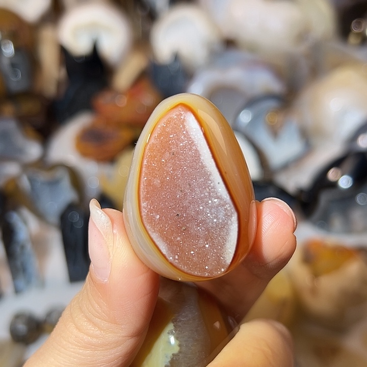 玛瑙/玉髓无未镶嵌金粉龙蛋