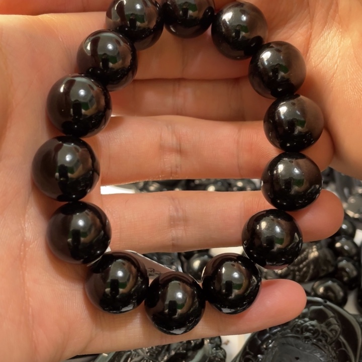 翡翠未镶嵌吊坠(不含链)卡300左右