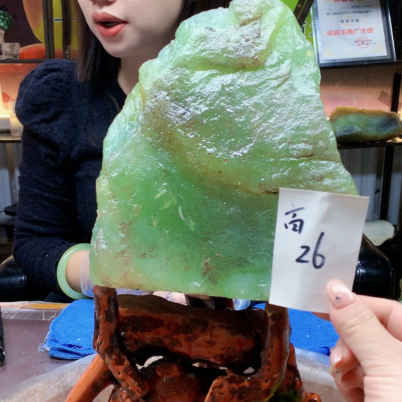 【闪购商品】未镶嵌蛇纹石玉原石唐*