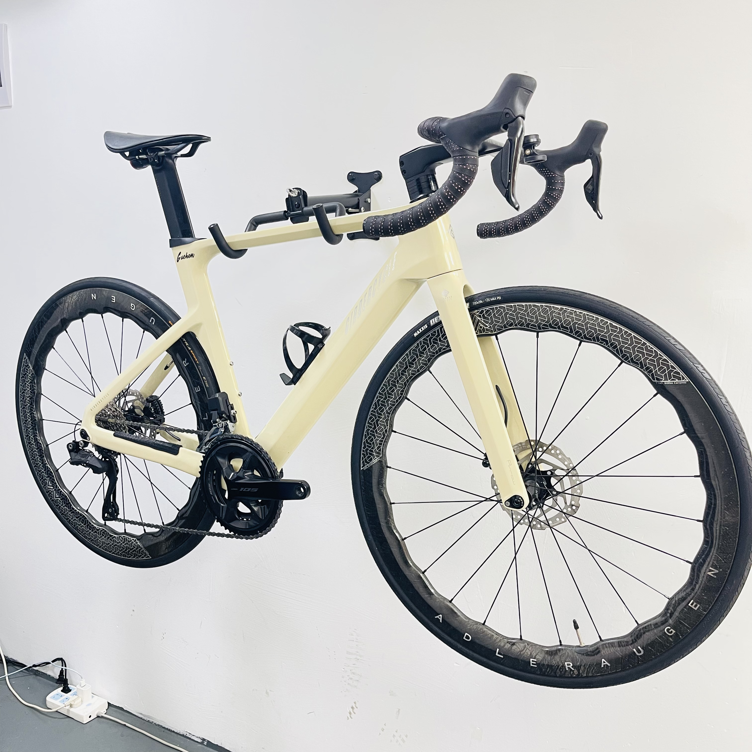 格 啦 德 全碳电变公路自行车 鹰之眼碳纤维轮组 尺码M码