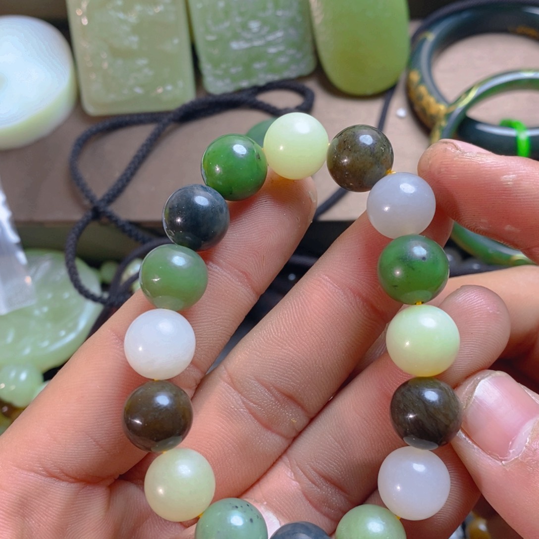 未镶嵌手链和田玉（糖玉）