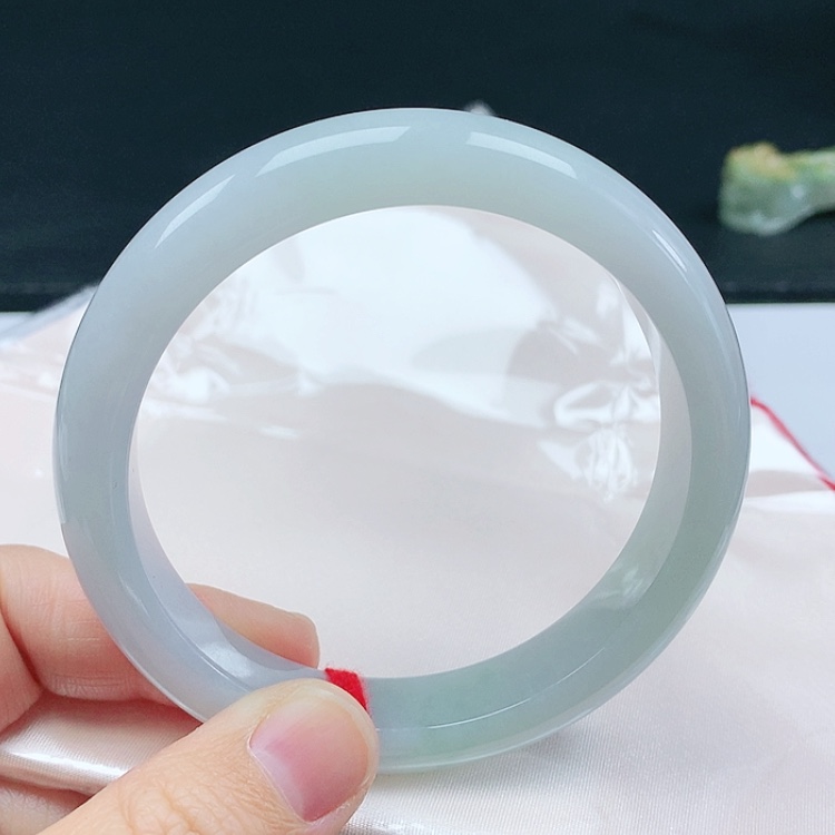 【闪购商品】翡翠手镯未镶嵌天然翡翠手镯