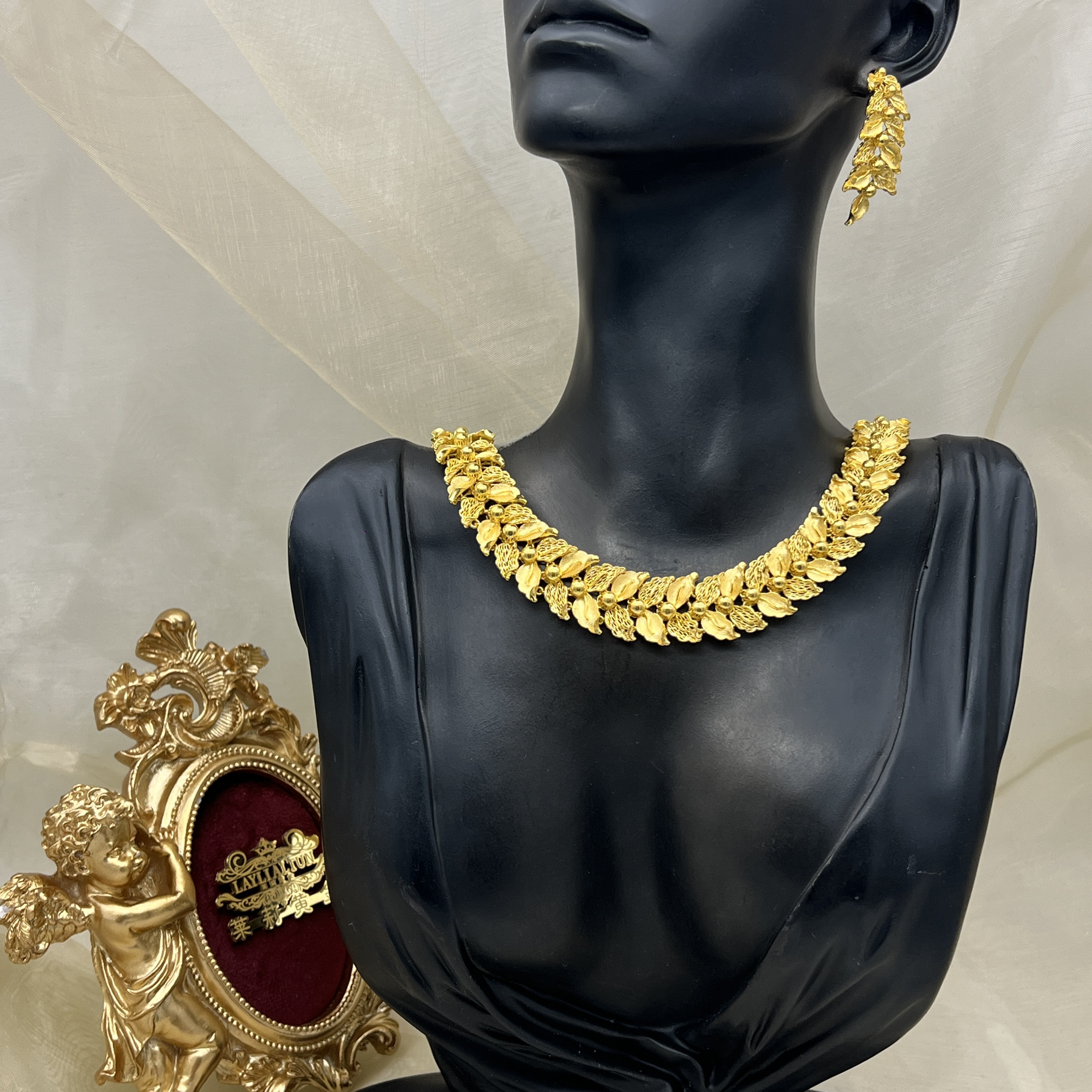 A播 92.38g 足金999套链d