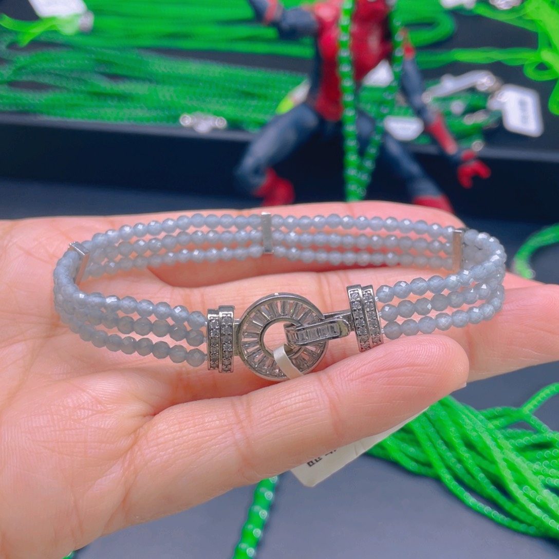 翡翠颈饰未镶嵌，1