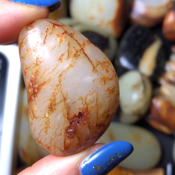 和田玉未镶嵌珠宝奇石