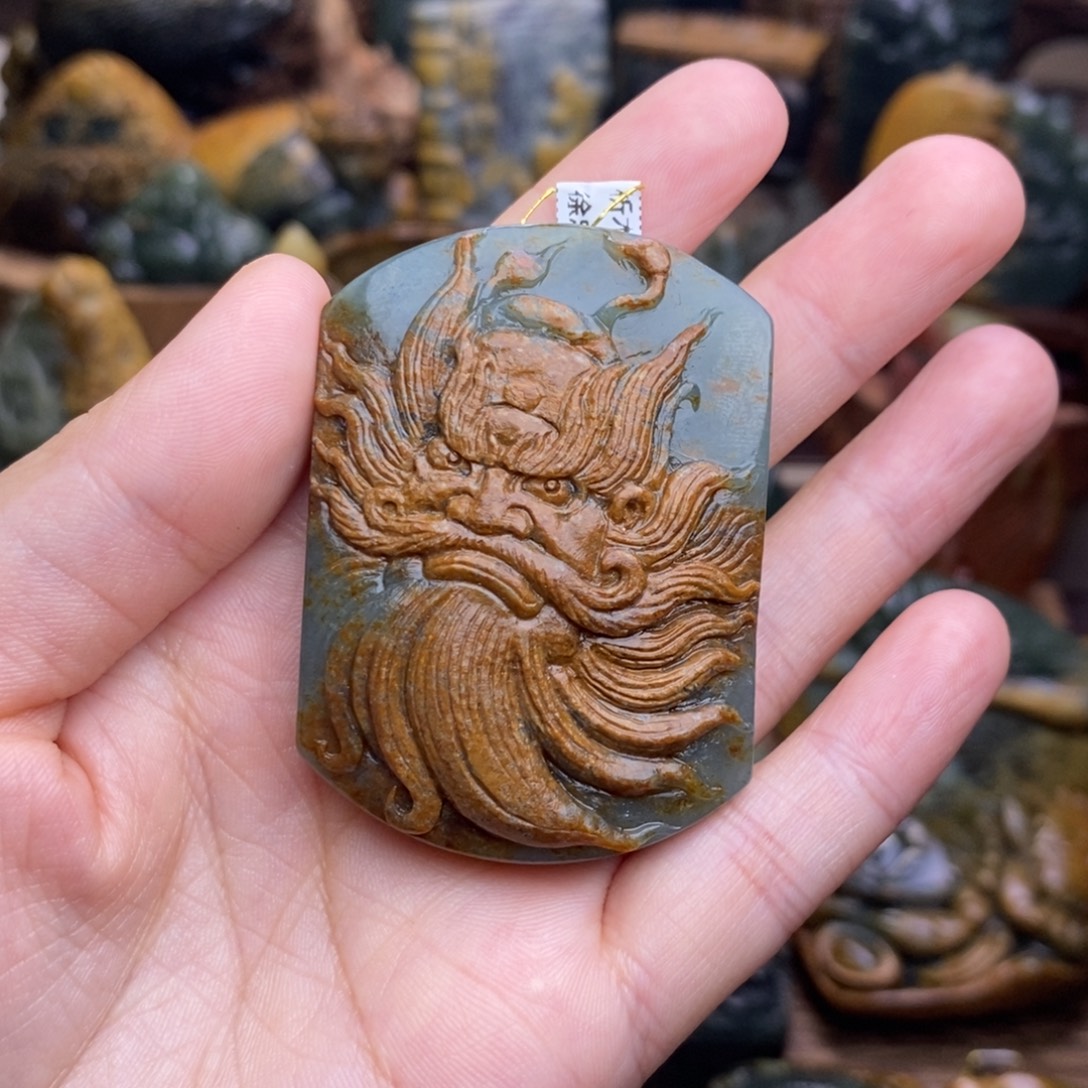 轻***舟岫岩河磨玉（透闪石质玉）未镶嵌挂件