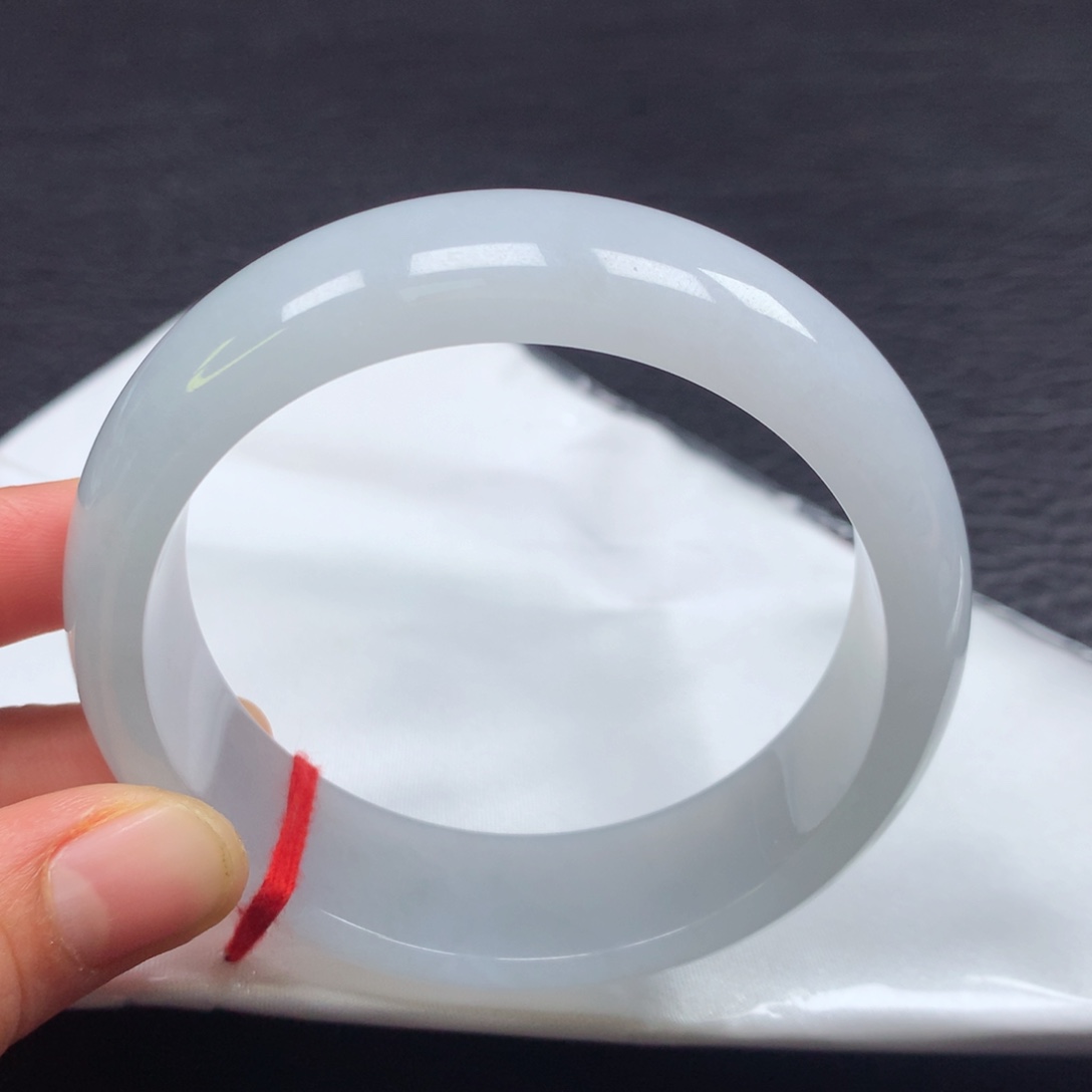 翡翠未镶嵌手镯60圈