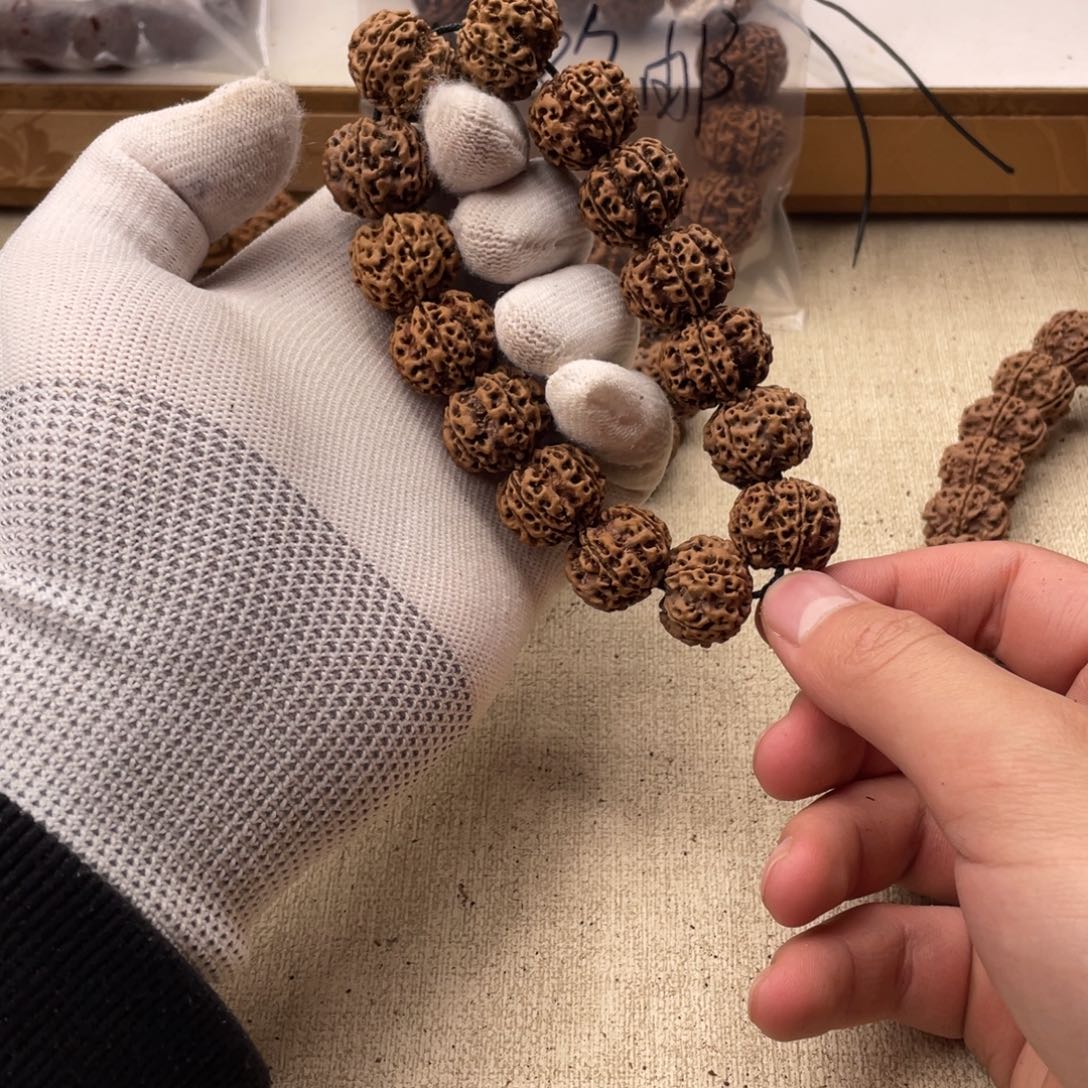 小***欢吊坠金刚菩提安娜蜂窝双龙