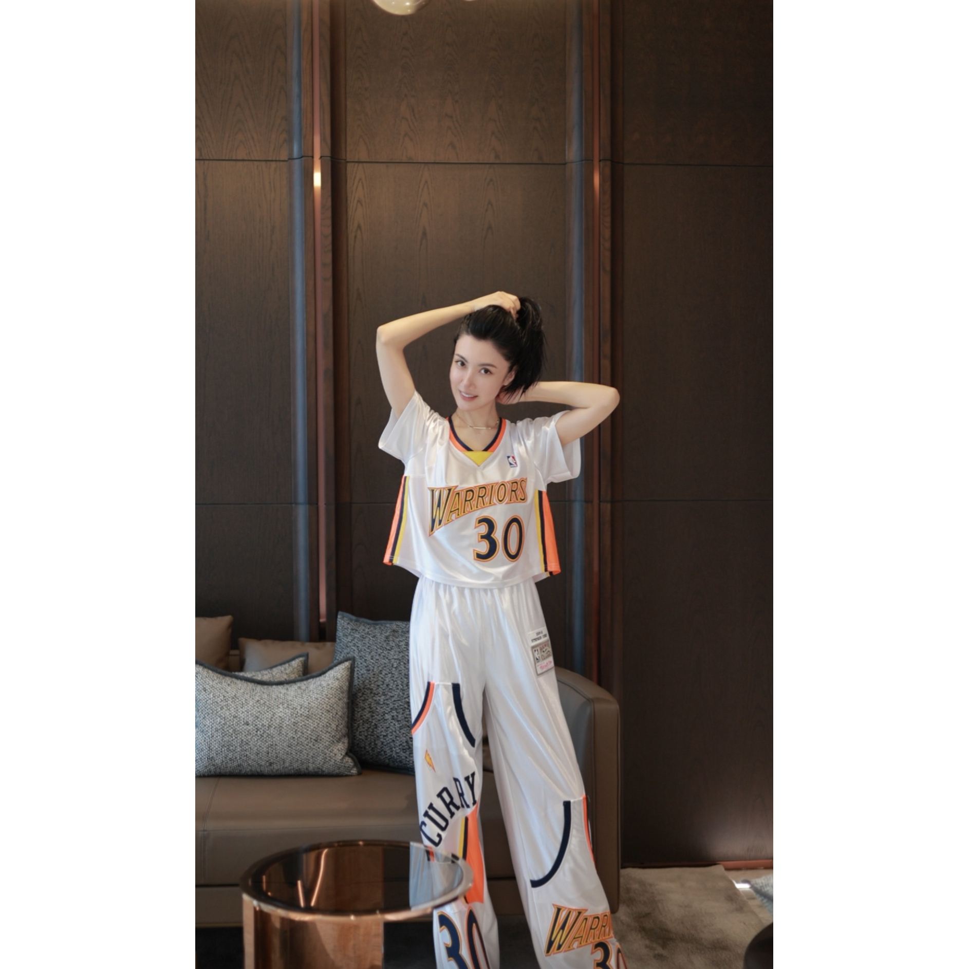 【壁虎姐】新款白色拼橘球衣运动重工夏季时尚套装