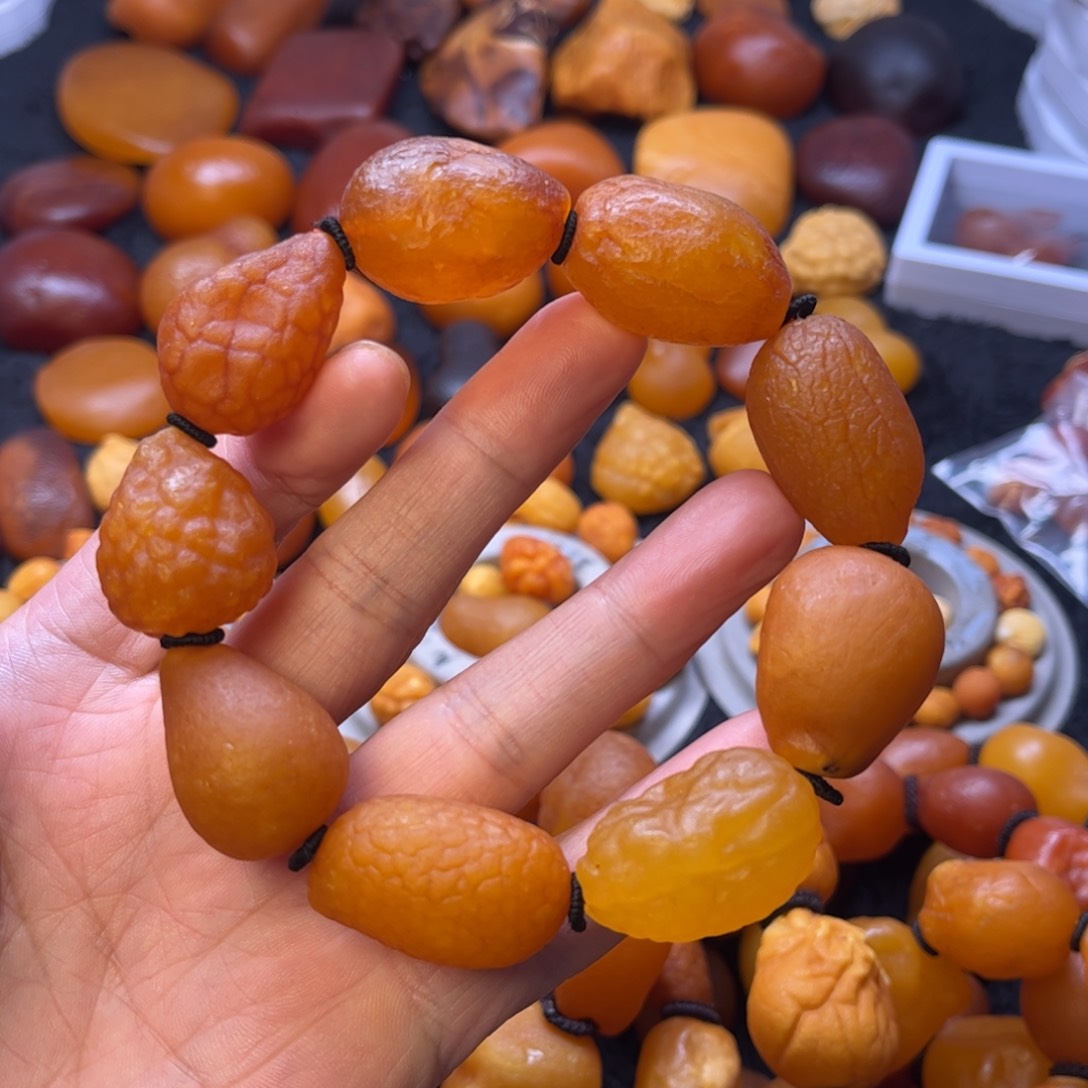 琥珀裸石未镶嵌天然蜜蜡手串