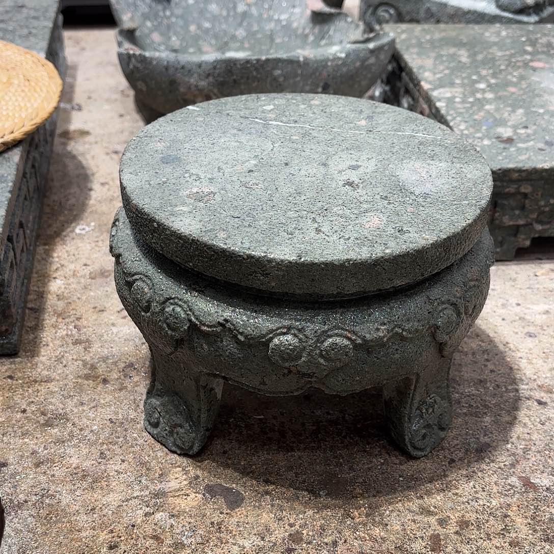 邻***居石材茶园石同款底座定制