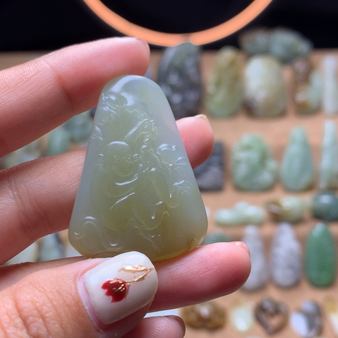 和田玉挂件未镶嵌