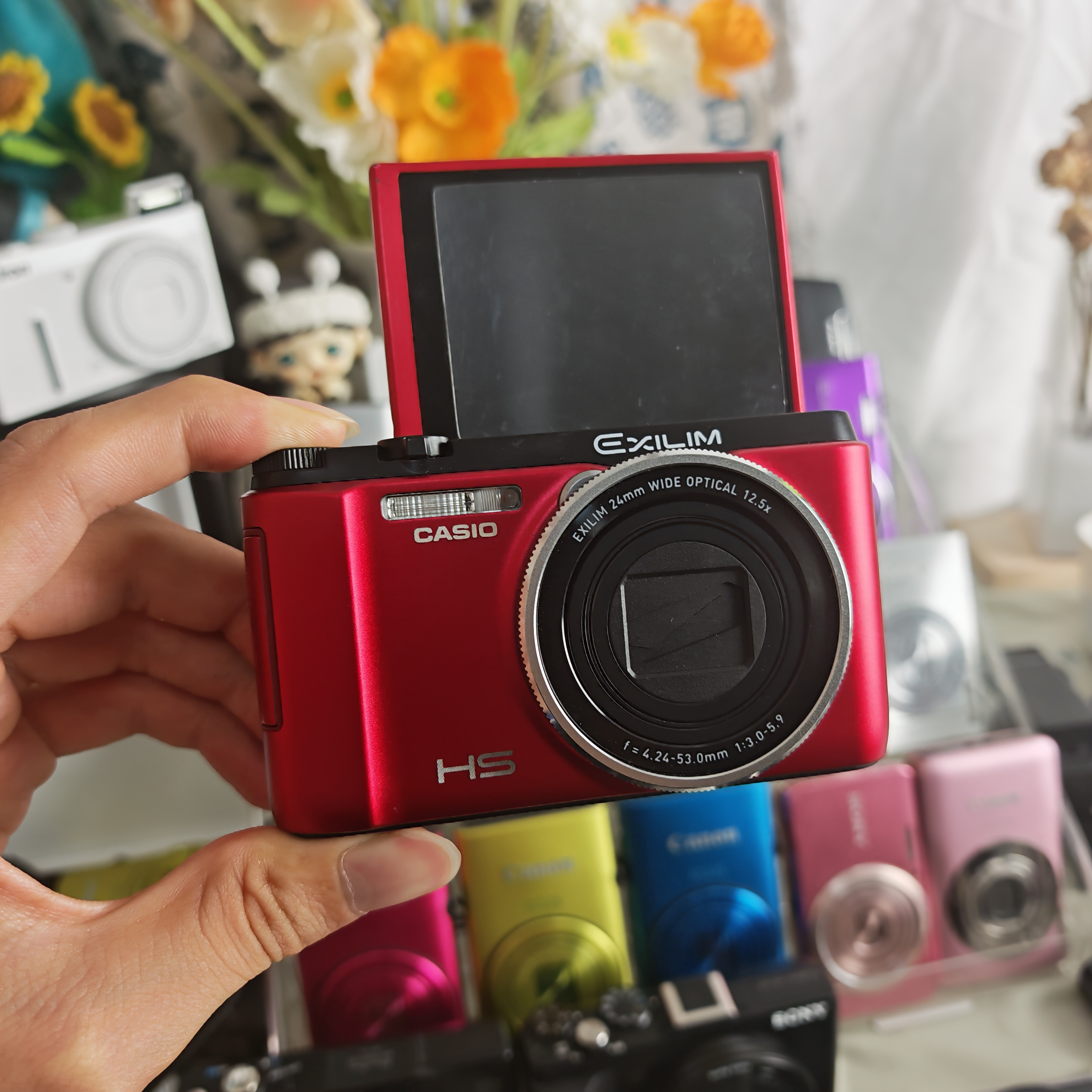 95新 Casio/卡西欧 卡西欧zr1000折叠翻转屏1610万复古摄影红色