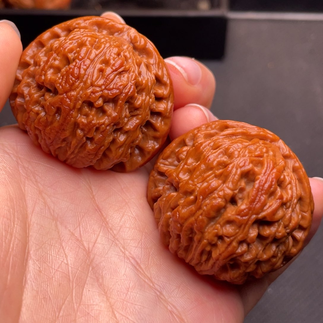 文玩核桃吊坠秦岭野生