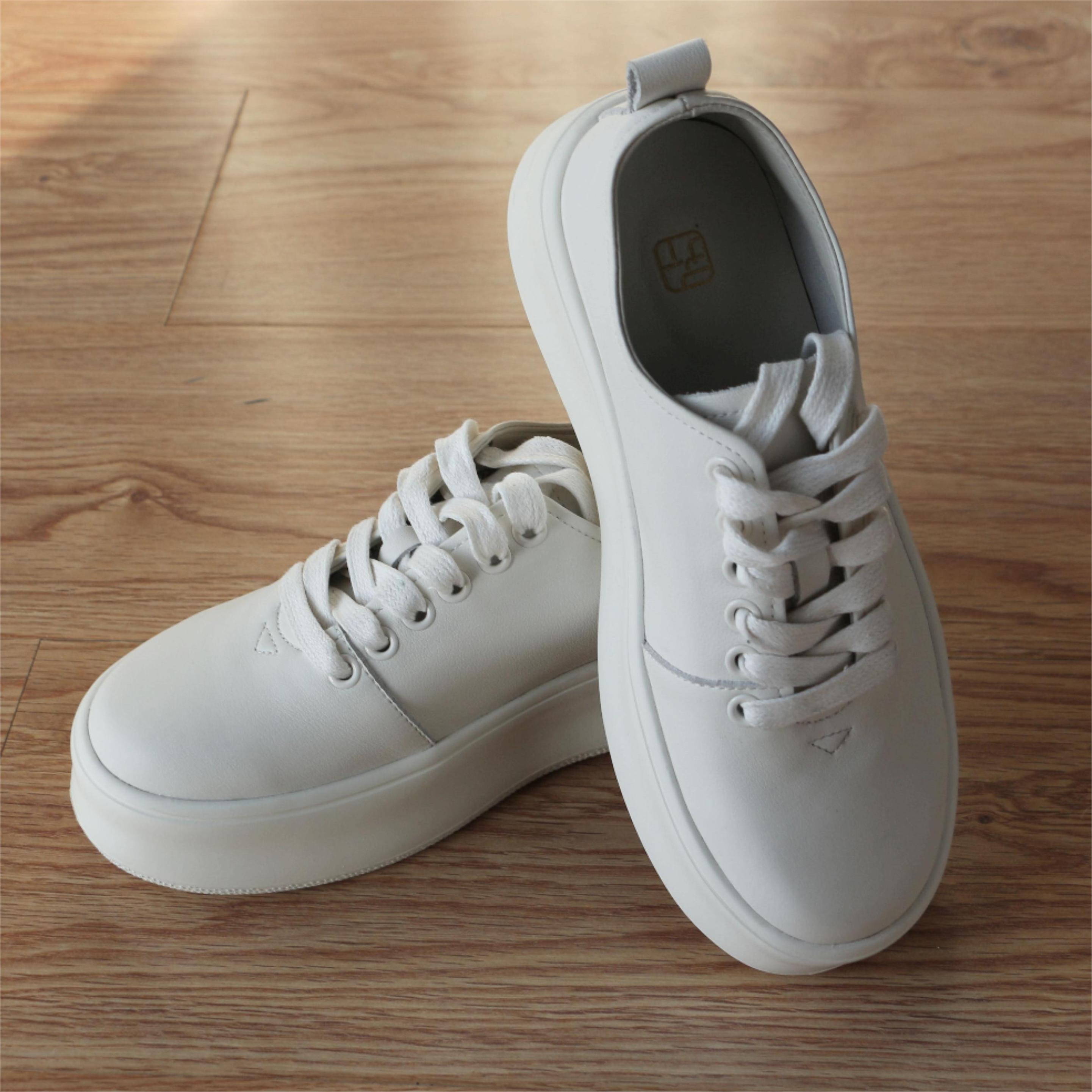 【经典板鞋】时尚百搭系带潮流简约舒适透气真皮女士经典板鞋5Z