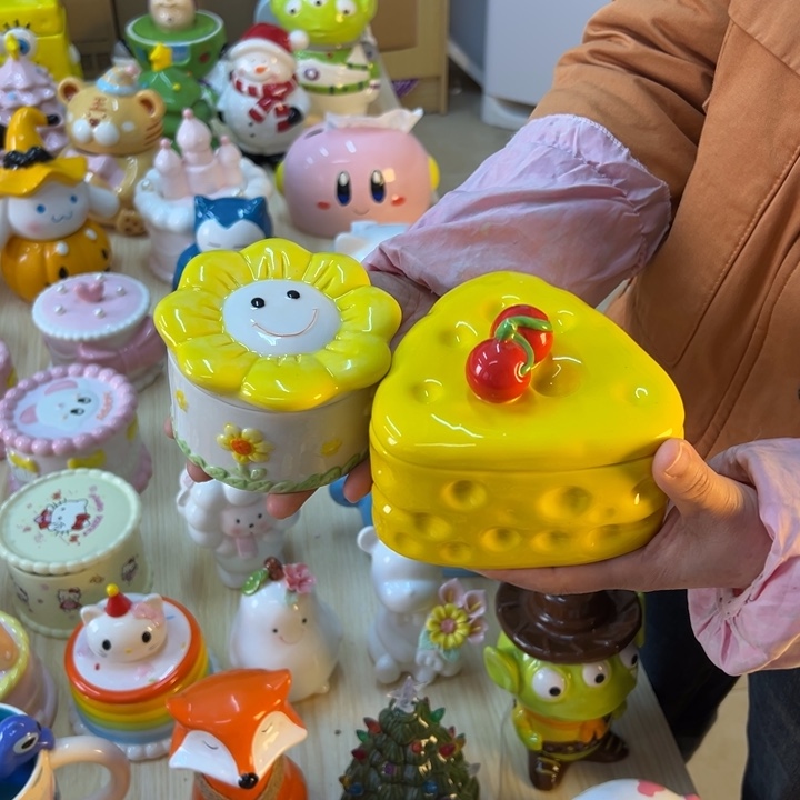 摆件陶瓷等行业的产品