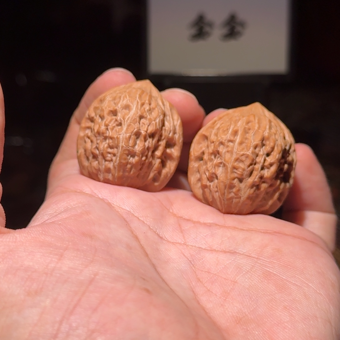 把件核桃384铁锤妹妹，尺寸32