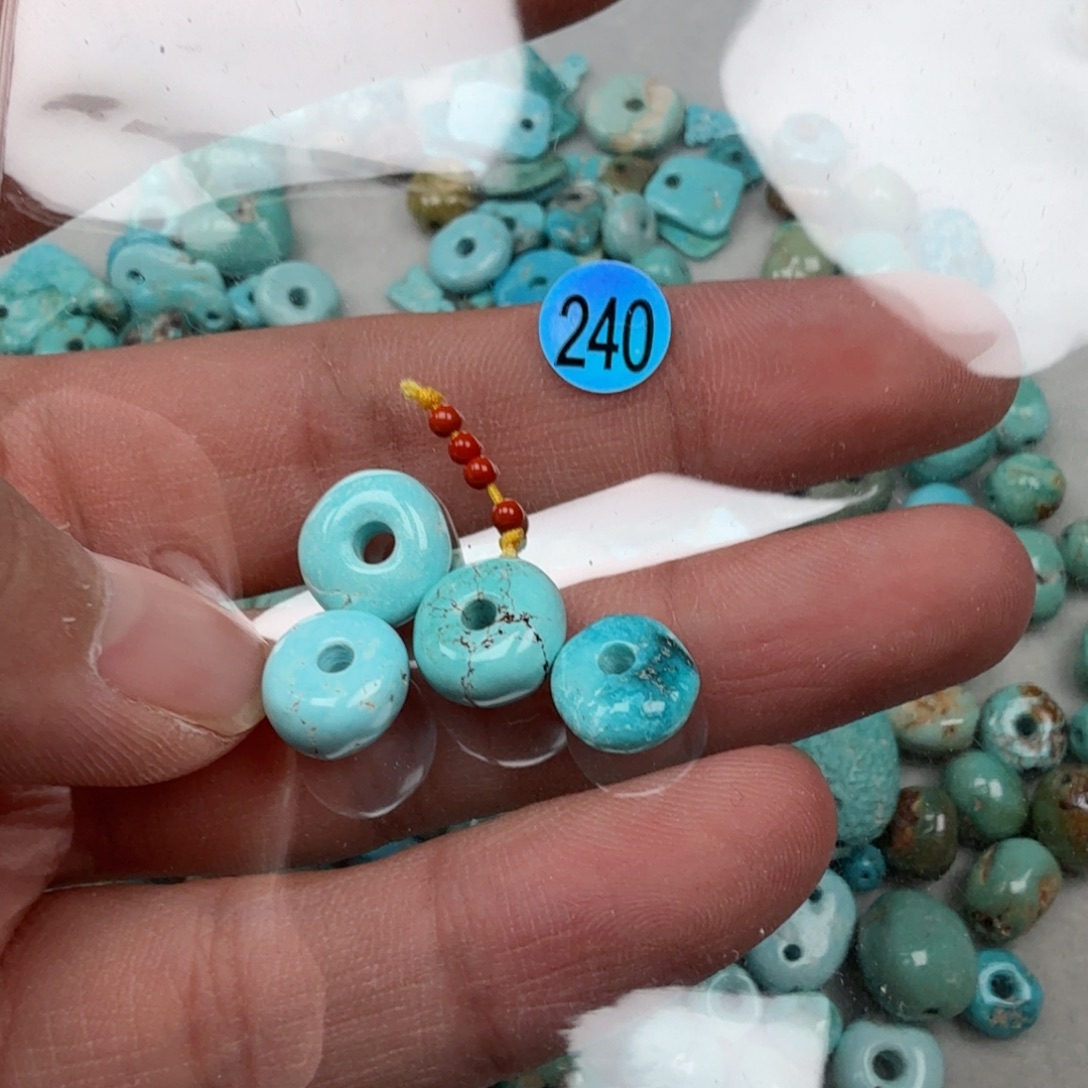 未镶嵌南红玛瑙珠宝奇石