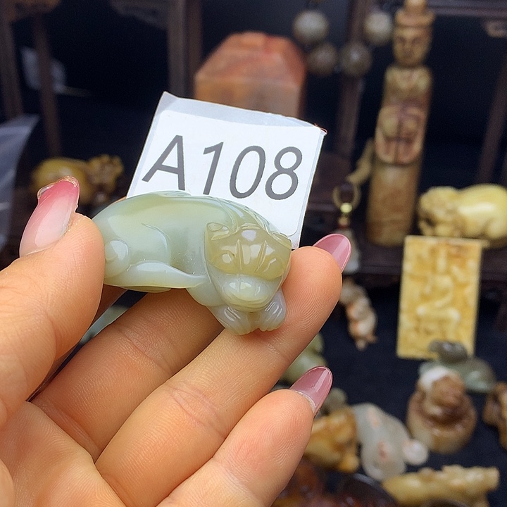 @***空和田玉未镶嵌颈饰