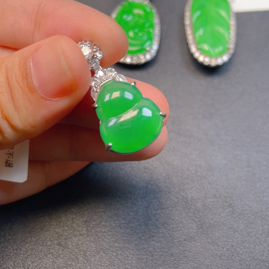 翡翠银S925镶嵌吊坠(不含链)