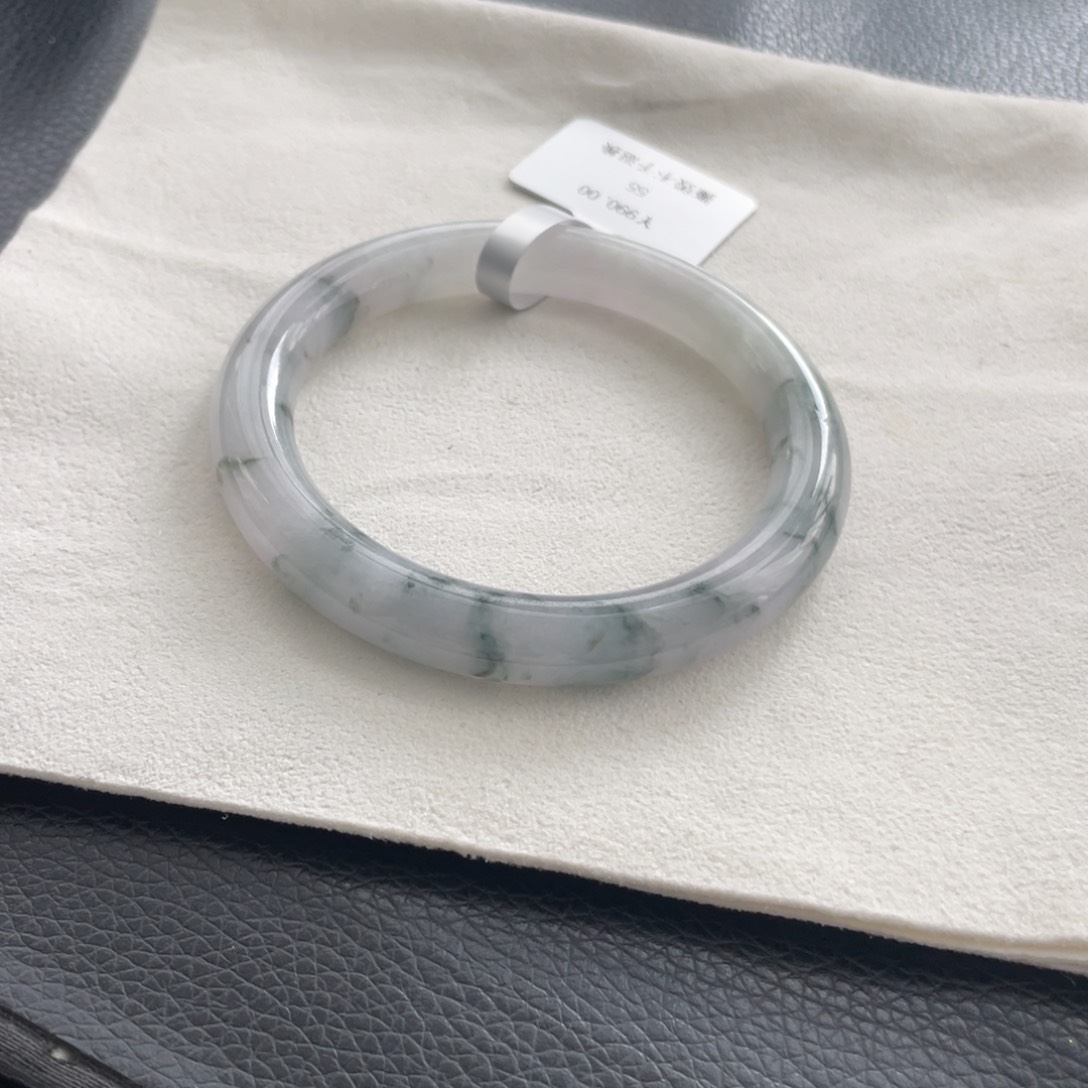 翡翠未镶嵌手镯纹裂55圆条