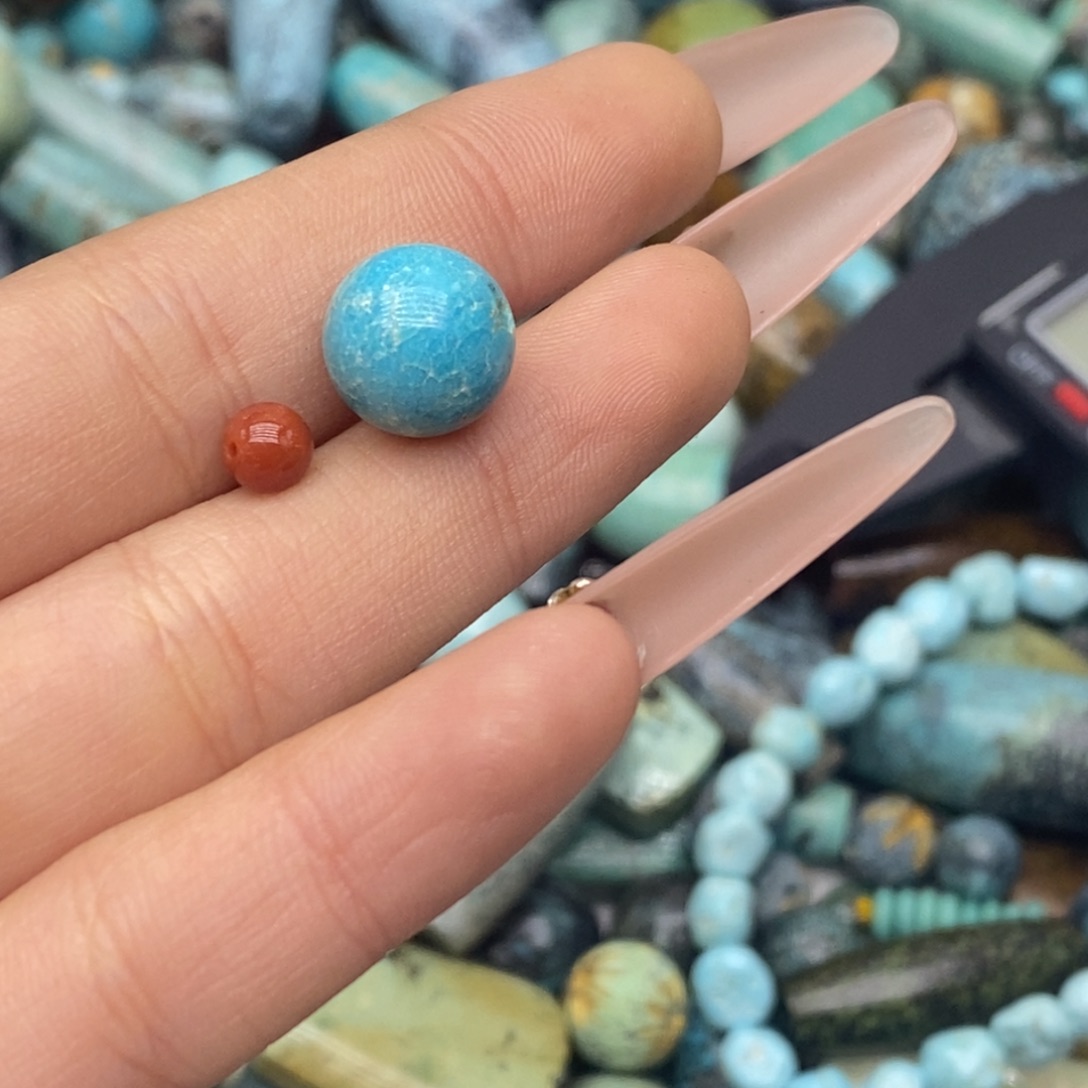 南红玛瑙未镶嵌珠宝奇石