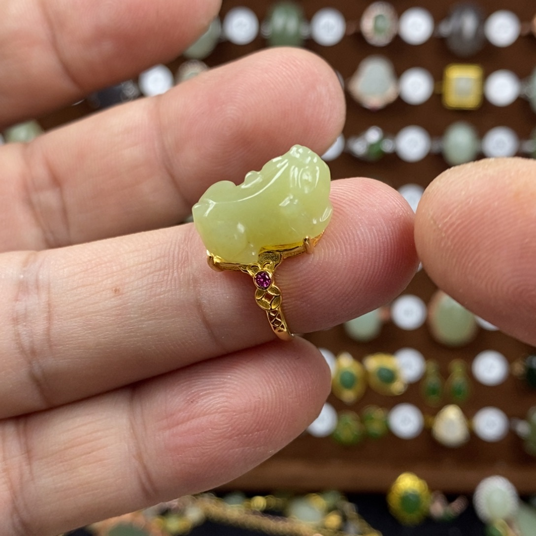 和田玉（黄玉）戒指银S925镀金镶嵌