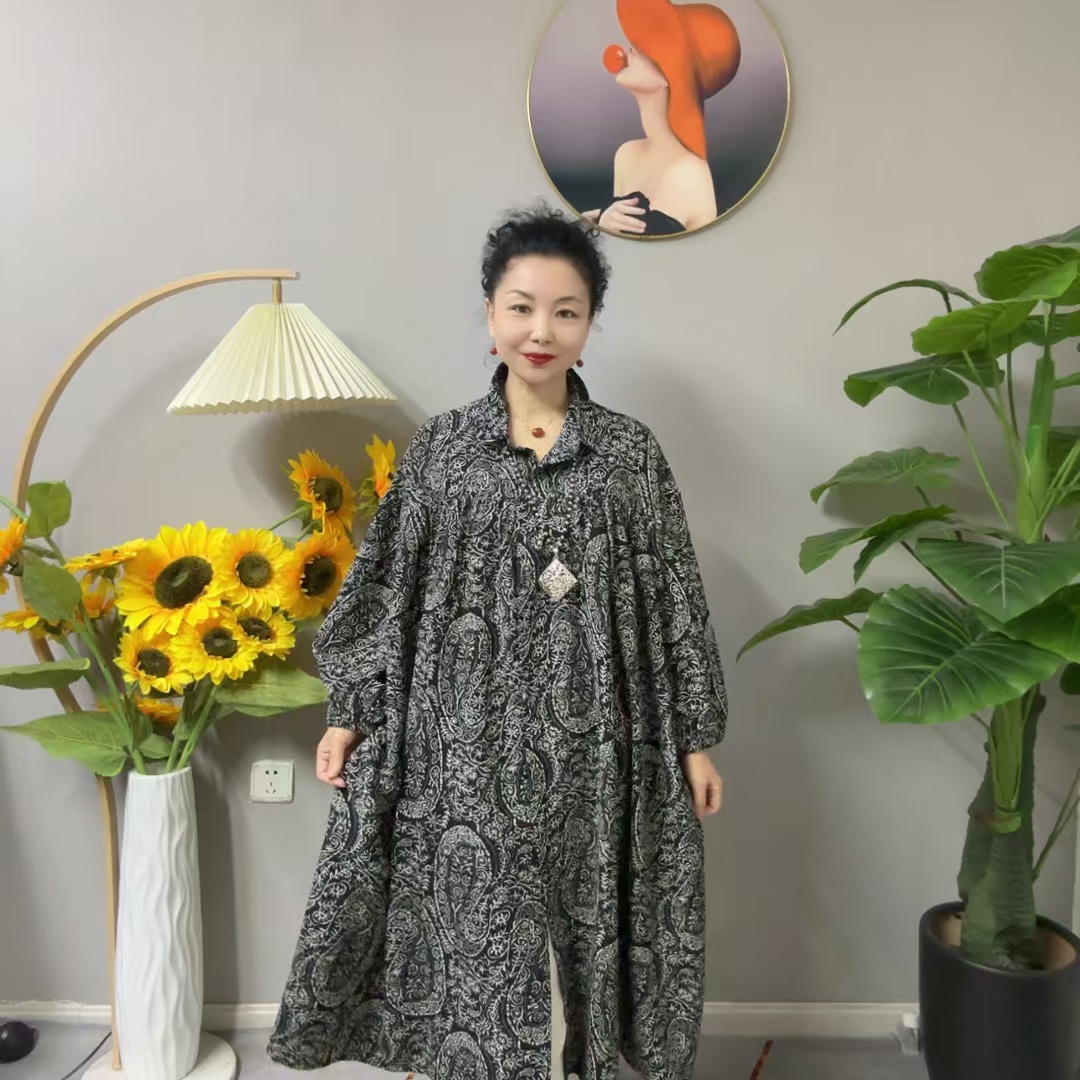 2388新款休闲大码时尚宽松开衫连衣裙（裙长105左右）